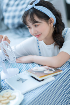 粉色水蜜桃入口